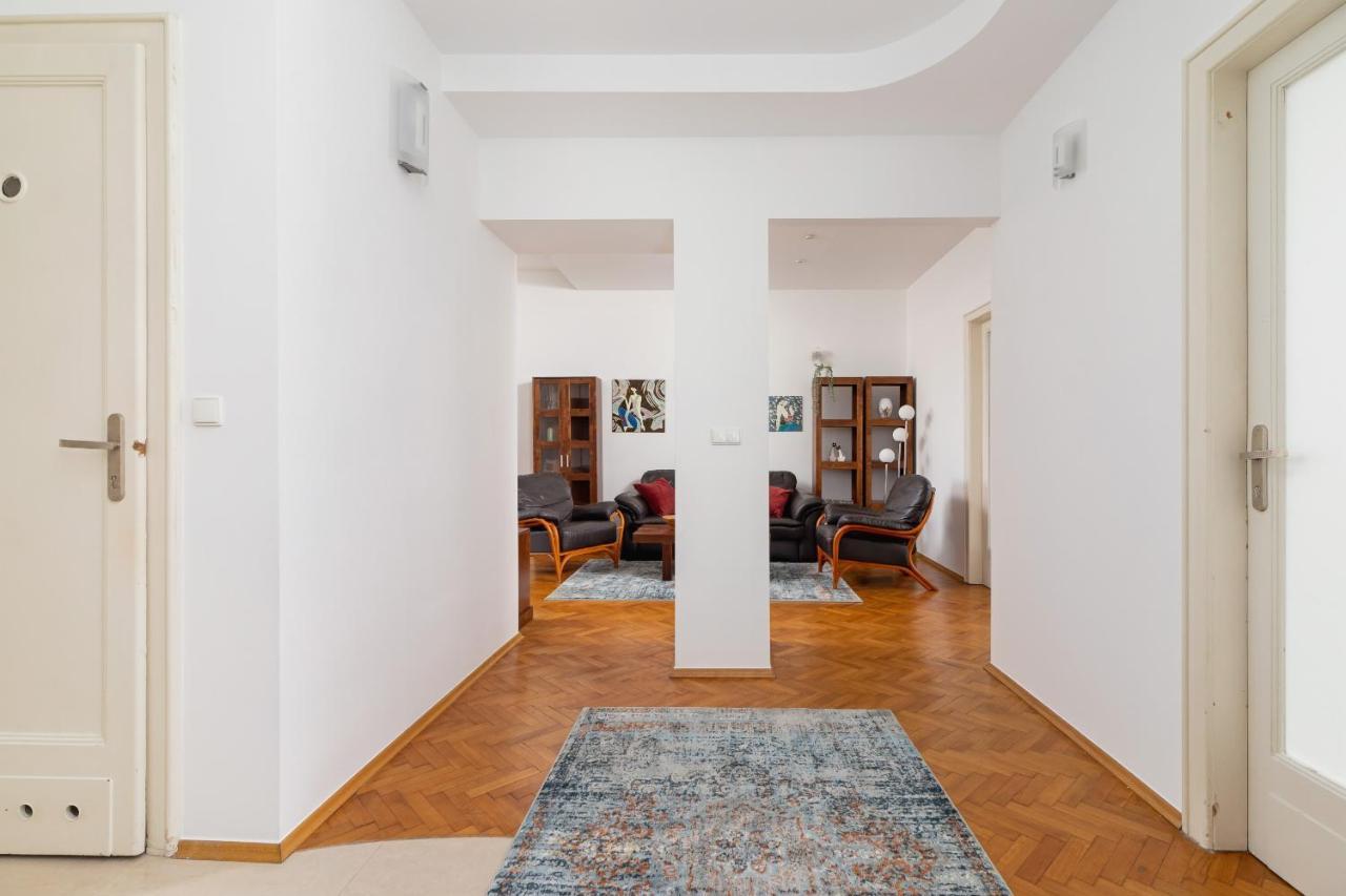 Slowacki Avenue Family Cracow By Renters Leilighet Krasków