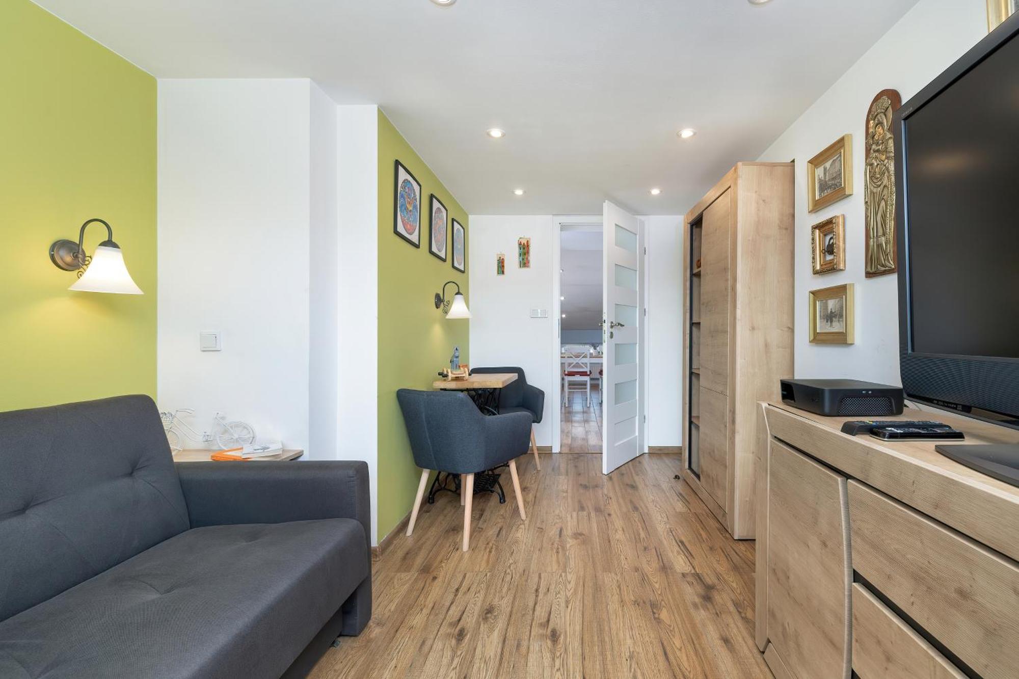 Slowacki Avenue Family Cracow By Renters * Krasków