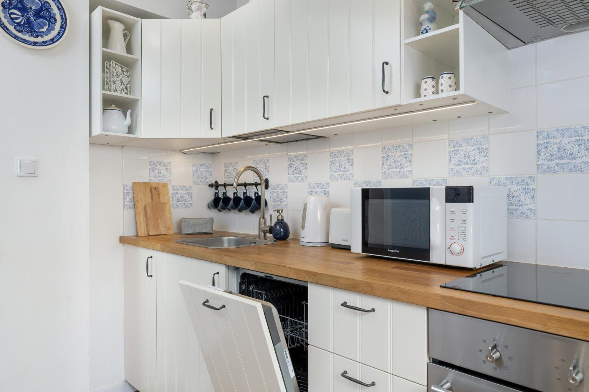 Slowacki Avenue Family Cracow By Renters Leilighet